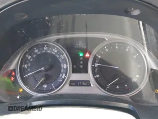 2006 Lexus IS 250 z VIN JTHCK262065003437, wystawiony jako IAAI lot #42335524 z przebiegiem 171 627 mil mil oraz . Historia ofert i sprzedaży dostępna na DreamBid. Obrazek 7.