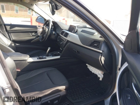 2014 BMW 3 Series 320i with VIN WBA3B1G58ENS81101, listed as a IAAI auction lot 38950717 with 1 mi miles. Bid and sale history available at carsss.com. Image 5.