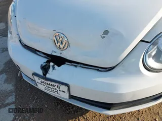 2013 Volkswagen Beetle Fender Edition с VIN 3VWJP7AT2DM614534, выставлен на аукционе IAAI как лот 41919625 с пробегом 86 362 миль миль и . История ставок и продаж доступна на DreamBid. Изображение 6.