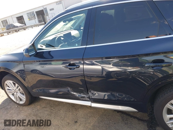 2018 Audi Q5 Premium Plus z VIN WA1BNAFY0J2217142, wystawiony jako IAAI lot #42049376 z przebiegiem 84 100 mil mil oraz . Historia ofert i sprzedaży dostępna na DreamBid. Obrazek 14.