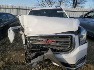 2015 GMC Yukon XL SLT with VIN 1GKS1HKC4FR139634, listed as a Copart auction lot 42974045 with 0 mi miles and Salvage Title. Bid and sale history available at carsss.com. Image 5.