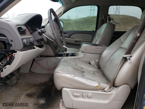 2007 Chevrolet Tahoe LT with VIN 1GNFK13097R271691, listed as a Copart auction lot 51860435 with 262,369 mi miles and Salvage Title. Bid and sale history available at carsss.com. Image 7.