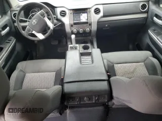 2015 Toyota Tundra SR5 z VIN 5TFEY5F10FX187252, wystawiony jako Copart lot #50932725 z przebiegiem 58 323 mil mil oraz Szkoda całkowita • Salvage title. Historia ofert i sprzedaży dostępna na DreamBid. Obrazek 8.