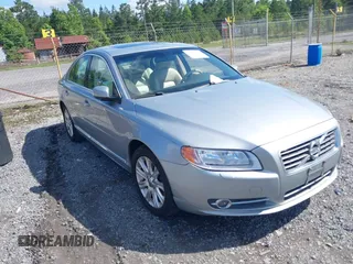 2011 Volvo S80 3.2L с VIN YV1940AS8B1149386, выставлен на аукционе IAAI как лот 42251089 с пробегом 258 536 миль миль и . История ставок и продаж доступна на DreamBid. Изображение 1.