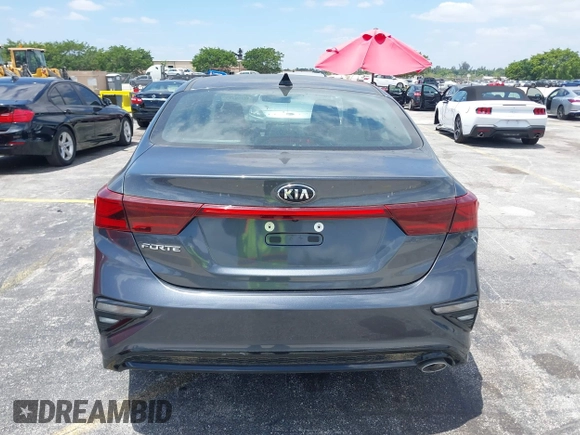 2021 Kia Forte LXS with VIN 3KPF24AD1ME353955, listed as a IAAI auction lot 42160127 with 61,719 mi miles. Bid and sale history available at carsss.com. Image 16.