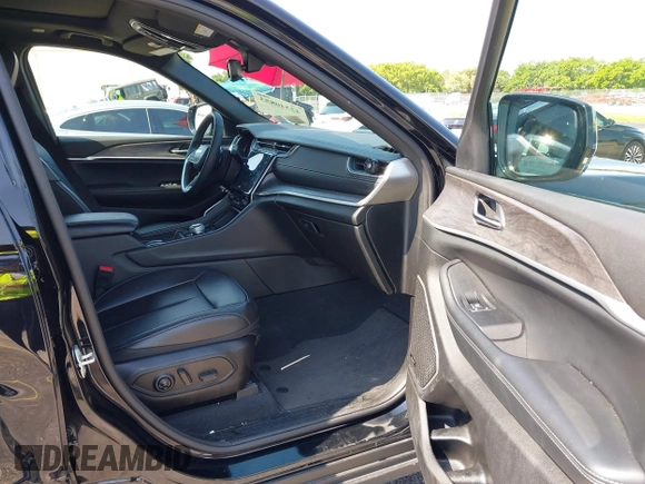 2024 Jeep Grand Cherokee с VIN 1C4RJYB66RC145530, выставлен на аукционе IAAI как лот 42340853 с пробегом 38 771 миль миль и . История ставок и продаж доступна на DreamBid. Изображение 5.