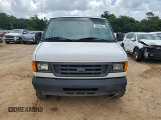 2004 Ford Econoline Passenger XL with VIN 1FBSS31L84HA53604, listed as a Copart auction lot 60685995 with 165,114 mi miles and Clean title. Bid and sale history available at DreamBid. Image 5.