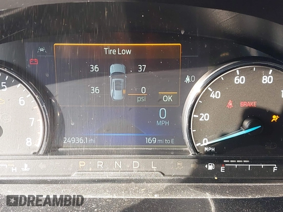 2022 Ford Explorer XLT z VIN 1FMSK8DH6NGB69225, wystawiony jako IAAI lot #41930344 z przebiegiem 24 936 mil mil oraz . Historia ofert i sprzedaży dostępna na DreamBid. Obrazek 7.