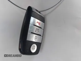 2020 Kia Sorento S z VIN 5XYPG4A55LG694372, wystawiony jako IAAI lot #42183383 z przebiegiem 57 980 mil mil oraz . Historia ofert i sprzedaży dostępna na DreamBid. Obrazek 11.