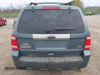 2011 Ford Escape Limited with VIN 1FMCU9EG2BKA75300, listed as a IAAI auction lot 42098247 with 215,102 mi miles. Bid and sale history available at carsss.com. Image 16.