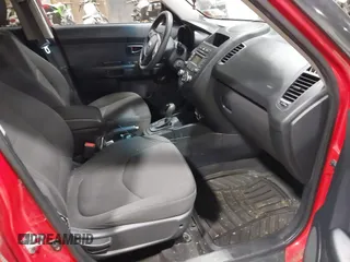 2013 Kia Soul with VIN KNDJT2A57D7606670, listed as a IAAI auction lot 42058355 with 178,057 mi miles. Bid and sale history available at carsss.com. Image 5.