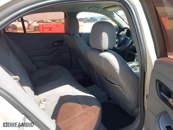 2015 Chevrolet Malibu LS with VIN 1G11A5SL7FF113559, listed as a IAAI auction lot 41852797 with 200,610 mi miles. Bid and sale history available at carsss.com. Image 8.