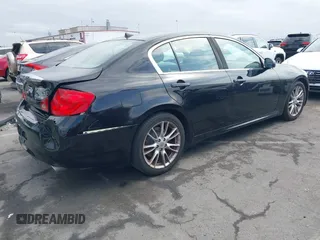 2008 Infiniti G35 Journey with VIN JNKBV61E98M222109, listed as a IAAI auction lot 42071416 with 216,507 mi miles. Bid and sale history available at carsss.com. Image 4.