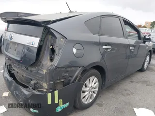 2013 Toyota Prius with VIN JTDKN3DP5D3046608, listed as a IAAI auction lot 42168159 with 146,863 mi miles and . Bid and sale history available at DreamBid. Image 4.