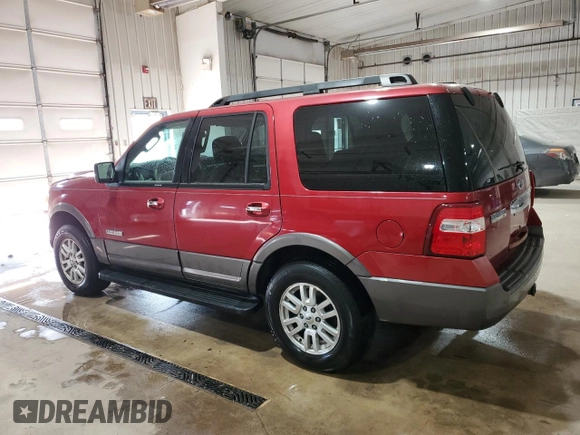 2007 Ford Expedition XLT with VIN 1FMFU16547LA55255, listed as a Copart auction lot 62493755 with 118,463 mi miles and Salvage title. Bid and sale history available at DreamBid. Image 2.