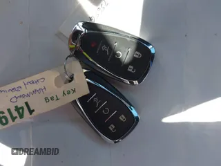 2022 Chevrolet Equinox LT z VIN 3GNAXUEV3NL239894, wystawiony jako IAAI lot #42116498 z przebiegiem 30 832 mil mil oraz . Historia ofert i sprzedaży dostępna na DreamBid. Obrazek 11.
