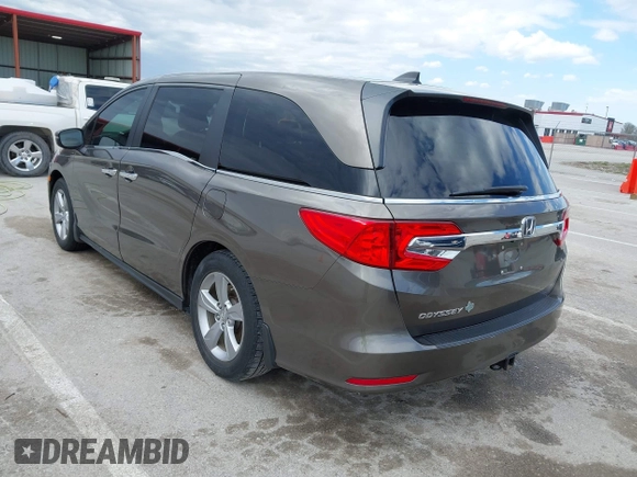 2018 Honda Odyssey EX-L z VIN 5FNRL6H76JB082421, wystawiony jako IAAI lot #41914032 z przebiegiem 66 133 mil mil oraz . Historia ofert i sprzedaży dostępna na DreamBid. Obrazek 3.