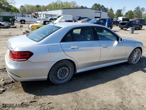 2014 Mercedes-Benz E-Class E 350 Luxury with VIN WDDHF8JB1EA806162, listed as a Copart auction lot 51018205 with 120,128 mi miles and Clean Title. Bid and sale history available at carsss.com. Image 3.