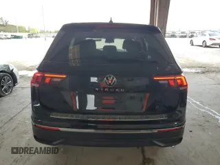 2022 Volkswagen Tiguan S с VIN 3VV1B7AX2NM110802, выставлен на аукционе Copart как лот 57135405 с пробегом 33 332 миль миль и На запчасти • Non repairable. История ставок и продаж доступна на DreamBid. Изображение 6.