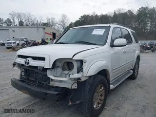 2005 Toyota Sequoia SR5 with VIN 5TDZT34A95S248173, listed as a IAAI auction lot 41672405 with 258,738 mi miles. Bid and sale history available at carsss.com. Image 2.