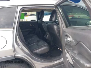2016 Jeep Cherokee Limited with VIN 1C4PJLDB5GW164781, listed as a IAAI auction lot 42806344 with 137,283 mi miles and . Bid and sale history available at DreamBid. Image 8.