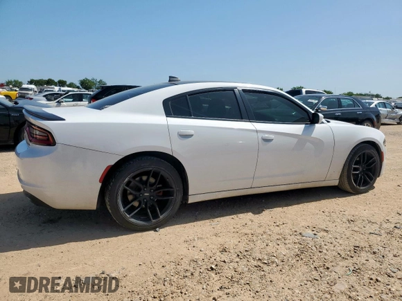 2015 Dodge Charger SXT with VIN 2C3CDXHG0FH862901, listed as a Copart auction lot 61402225 with 128,926 mi miles and Salvage title. Bid and sale history available at DreamBid. Image 3.