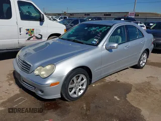 2007 Mercedes-Benz C 280 Luxury с VIN WDBRF92H67F898381, выставлен на аукционе IAAI как лот 41392493 с пробегом 147 331 миль миль и . История ставок и продаж доступна на DreamBid. Изображение 2.