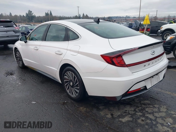 2020 Hyundai Sonata Hybrid Limited with VIN KMHL54JJ4LA015219, listed as a IAAI auction lot 41484462 with 32,725 mi miles. Bid and sale history available at carsss.com. Image 3.