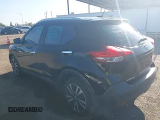2019 Nissan Kicks S with VIN 3N1CP5CU5KL506114, listed as a IAAI auction lot 41999927 with 80,576 mi miles and . Bid and sale history available at carsss.com. Image 3.