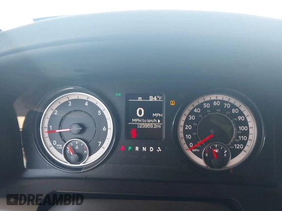 2019 Ram 1500 Tradesman with VIN 1C6RR6FG7KS704795, listed as a IAAI auction lot 41805925 with 123,959 mi miles and . Bid and sale history available at DreamBid. Image 7.
