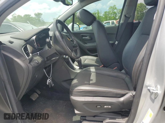 2022 Chevrolet Trax LT with VIN KL7CJPSM4NB567954, listed as a Copart auction lot 55414865 with 30,806 mi miles and Clean title. Bid and sale history available at DreamBid. Image 7.