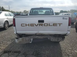2002 GMC Sonoma SL with VIN 1GTCS145828259598, listed as a Copart auction lot 67961124 with 183,710 mi miles and Salvage Title. Bid and sale history available at carsss.com. Image 6.