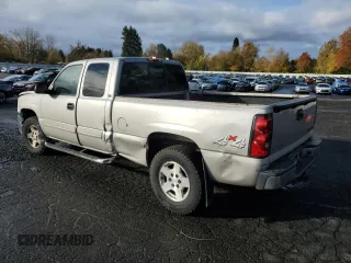 2005 Chevrolet Silverado 1500 Z71 z VIN 1GCEK19B65E242246, wystawiony jako Copart lot #80337234 z przebiegiem 320 619 mil mil oraz Szkoda całkowita • Salvage title. Historia ofert i sprzedaży dostępna na DreamBid. Obrazek 2.