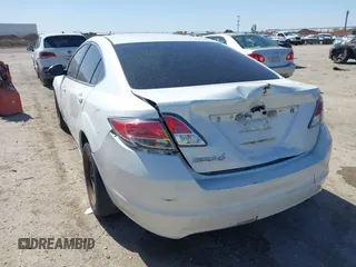 2011 Mazda Mazda6 i Sport with VIN 1YVHZ8BH7B5M20493, listed as a IAAI auction lot 41716704 with 173,162 mi miles. Bid and sale history available at carsss.com. Image 3.
