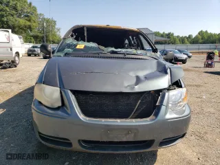 2006 Chrysler Town & Country LWB LX with VIN 2A4GP44R46R888531, listed as a Copart auction lot 61796114 with 0 mi miles and Non Repairable. Bid and sale history available at carsss.com. Image 5.