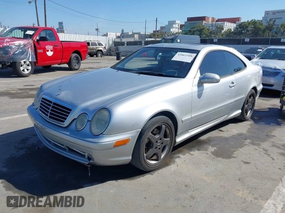 2002 Mercedes-Benz CLK 320/430 with VIN WDBLJ70G92T127992, listed as a IAAI auction lot 41862108 with 196,205 mi miles and . Bid and sale history available at DreamBid. Image 2.