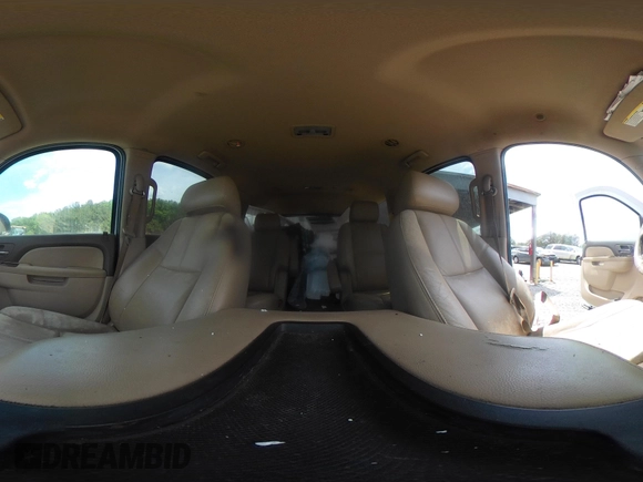 2011 GMC Yukon SLT with VIN 1GKS1CE0XBR156954, listed as a IAAI auction lot 42096120 with 288,142 mi miles. Bid and sale history available at carsss.com. Image 18.