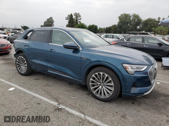 2019 Audi e-tron Prestige with VIN WA1VABGE3KB013620, listed as a Copart auction lot 61975913 with 25,369 mi miles. Bid and sale history available at carsss.com. Image 4.