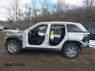 2023 Jeep Grand Cherokee Altitude with VIN 1C4RJHAG8PC570075, listed as a IAAI auction lot 41361535 with 70,720 mi miles and . Bid and sale history available at DreamBid. Image 14.