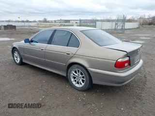 2003 BMW 5 Series 525iA with VIN WBADT43493G030122, listed as a IAAI auction lot 41889529 with 118,293 mi miles. Bid and sale history available at carsss.com. Image 3.