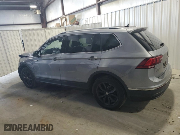 2022 Volkswagen Tiguan SE z VIN 3VV3B7AX6NM034235, wystawiony jako Copart lot #57259615 z przebiegiem 65 424 mil mil oraz Czysty tytuł • Clean title. Historia ofert i sprzedaży dostępna na DreamBid. Obrazek 2.