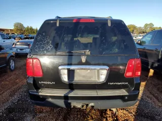 2005 Lincoln Navigator Luxury with VIN 5LMFU275X5LJ23976, listed as a Copart auction lot 81072744 with 156,541 mi miles and Salvage Title. Bid and sale history available at carsss.com. Image 6.