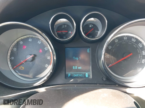 2011 Buick Regal with VIN 2G4GW5EV1B9189809, listed as a IAAI auction lot 41403746 with 48,743 mi miles and . Bid and sale history available at DreamBid. Image 7.