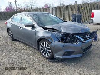 2017 Nissan Altima SV z VIN 1N4AL3AP0HC288370, wystawiony jako IAAI lot #41908701 z przebiegiem 80 551 mil mil oraz . Historia ofert i sprzedaży dostępna na DreamBid. Obrazek 1.