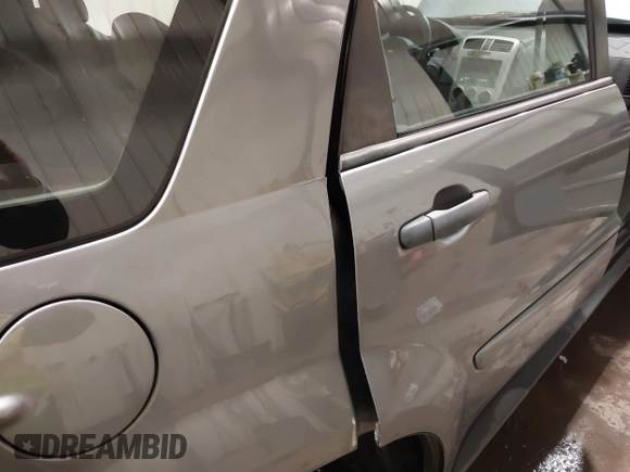 2006 Chevrolet Equinox LS with VIN 2CNDL13F466016924, listed as a IAAI auction lot 41944872 with 1 mi miles. Bid and sale history available at carsss.com. Image 18.