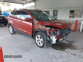 2016 Ford Escape SE with VIN 1FMCU0GX1GUB12017, listed as a IAAI auction lot 40760172 with 174,572 mi miles. Bid and sale history available at carsss.com. Image 1.