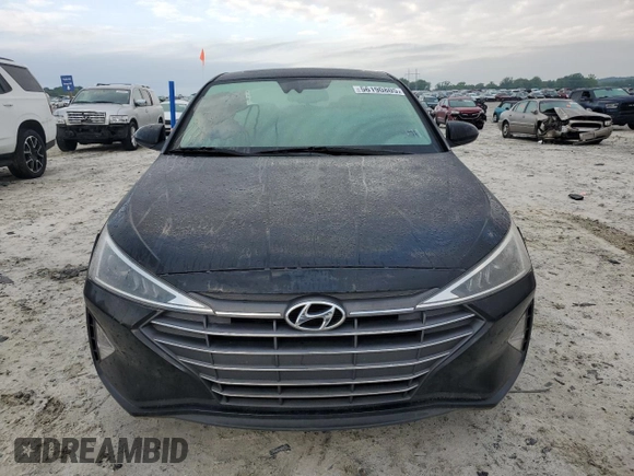 2020 Hyundai Elantra Value Edition z VIN KMHD84LF2LU942013, wystawiony jako Copart lot #56190805 z przebiegiem 83 997 mil mil oraz Szkoda całkowita • Salvage title. Historia ofert i sprzedaży dostępna na DreamBid. Obrazek 5.