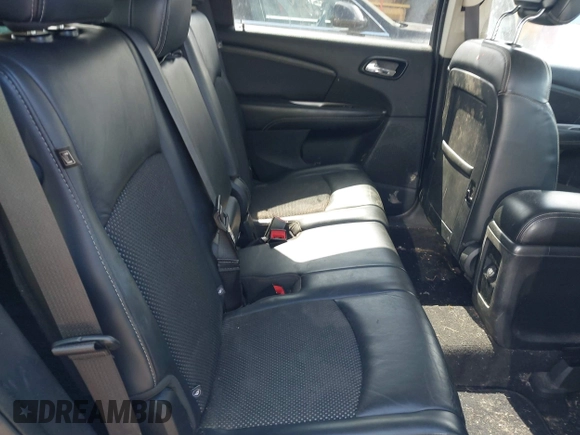 2015 Dodge Journey Crossroad with VIN 3C4PDDGG1FT675803, listed as a IAAI auction lot 41864112 with 97,842 mi miles. Bid and sale history available at carsss.com. Image 8.