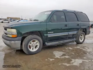 2003 Chevrolet Tahoe LS with VIN 1GNEC13V13R296633, listed as a Copart auction lot 47622755 with 201,003 mi miles and Clean Title. Bid and sale history available at carsss.com. Image 1.