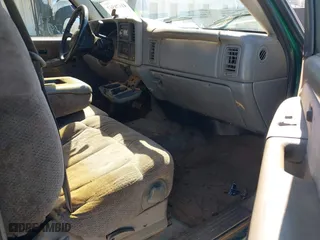 1999 Chevrolet Silverado 1500 LS with VIN 2GCEC19V7X1168265, listed as a IAAI auction lot 41678567 with 1 mi miles. Bid and sale history available at carsss.com. Image 5.